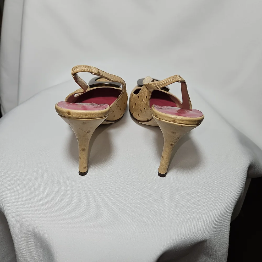 Kate Spade Pumps Tan Leather Ostrich Round Ornament Toe Slingback Size 6.5 B - Picture 4 of 7